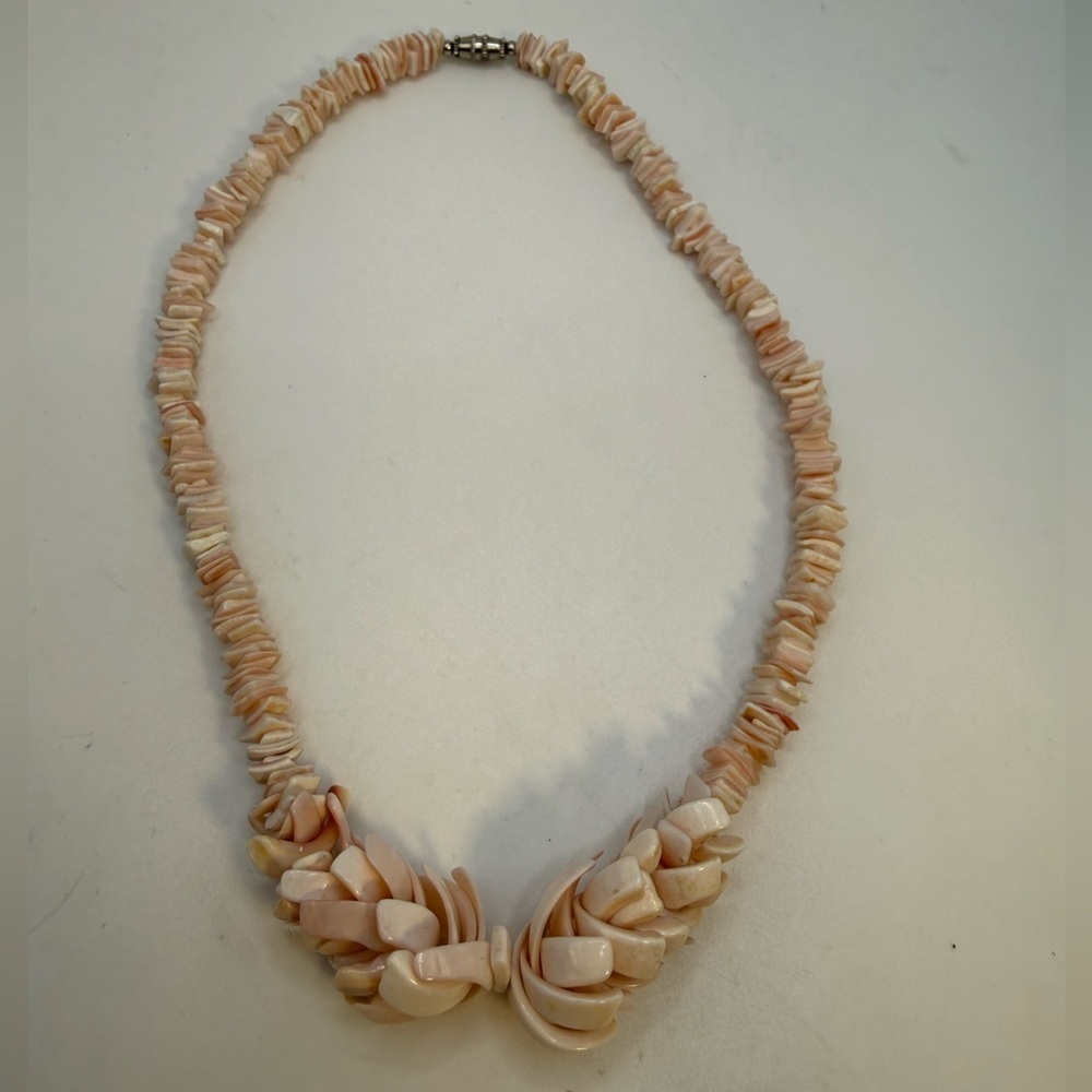 Vintage Pink Shell Chip Necklace Floral Cluster Statement 14”